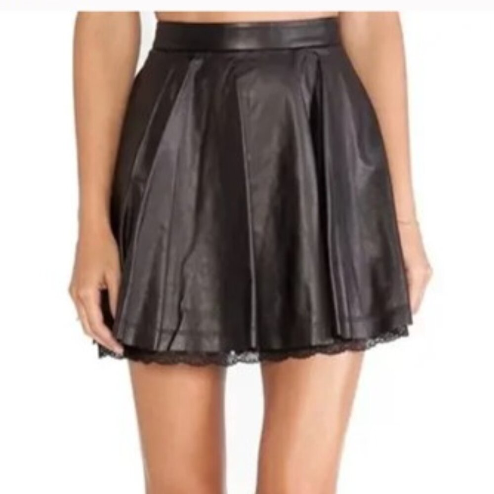 Alice + Olivia Blaise Lace Hem Lamb Leather Pleated Skirt Black Size 4